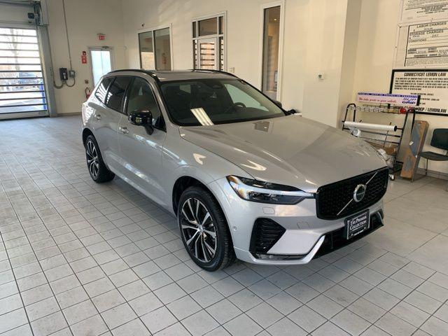 Volvo XC60 2025