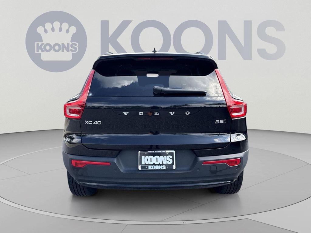 Volvo XC40 2023