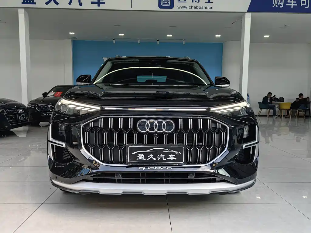 Audi Q6 2024