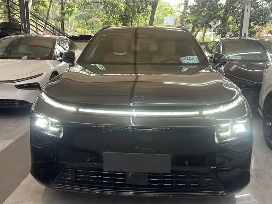 Xpeng G9 2025