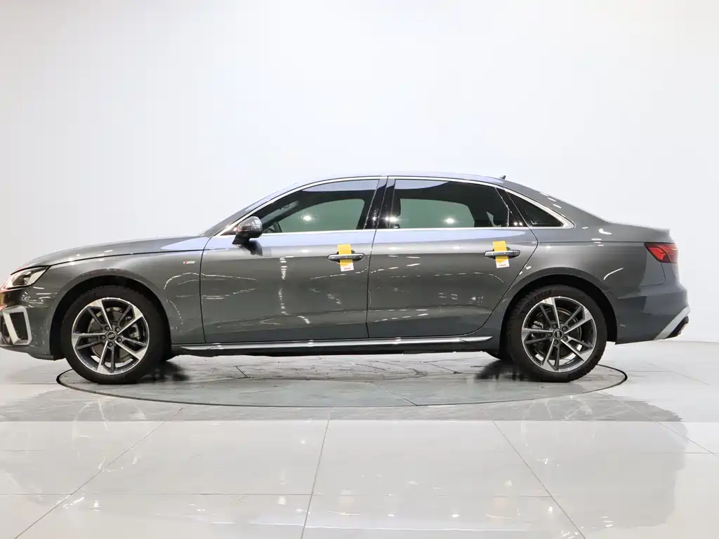 Audi A4 2024