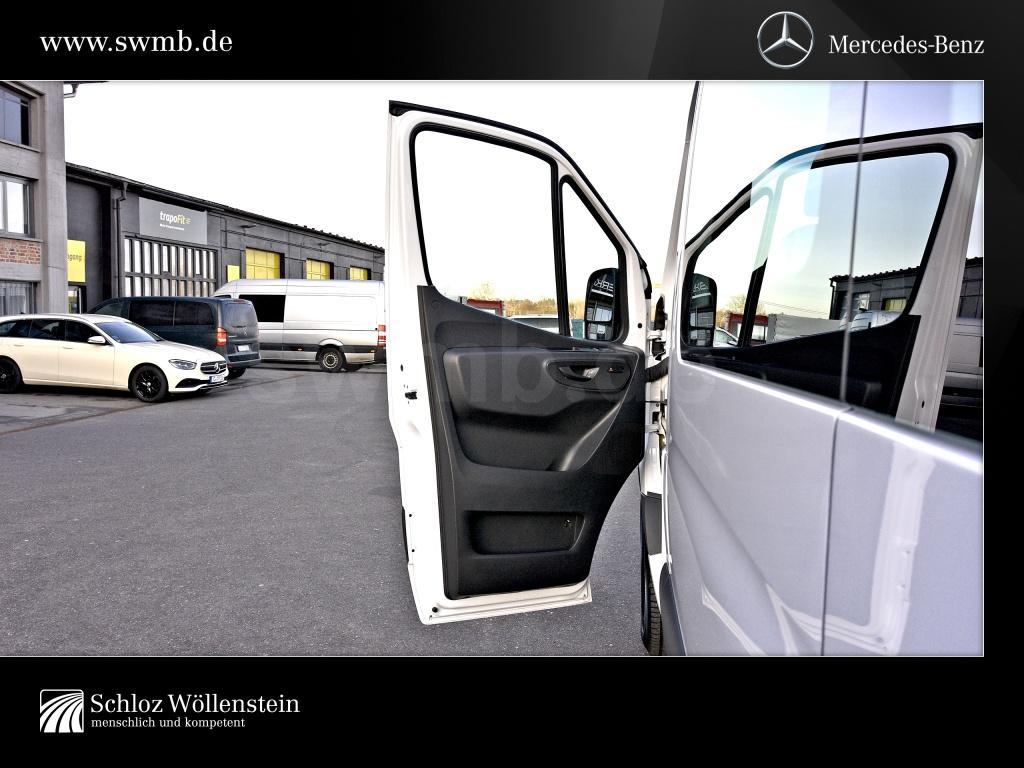 Mercedes-Benz SPRINTER 2023