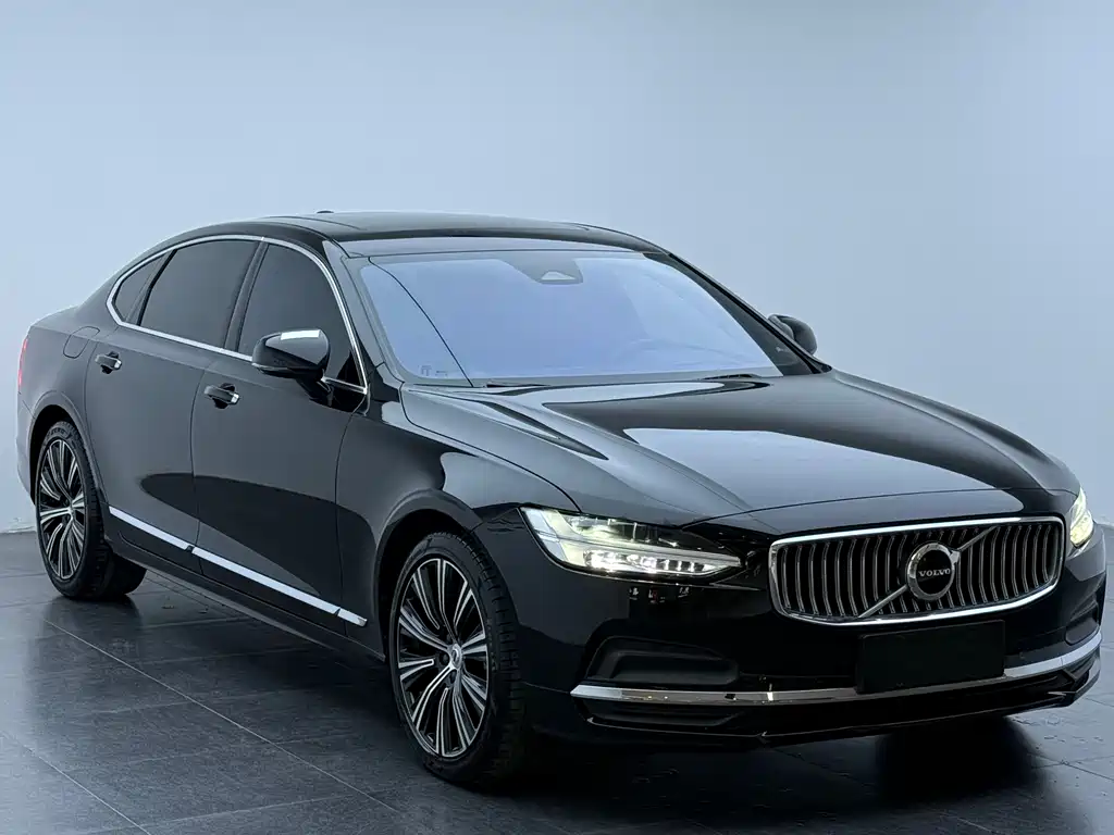 Volvo S90 2023