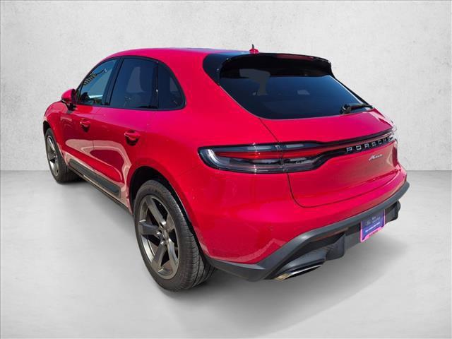 Porsche Macan 2025