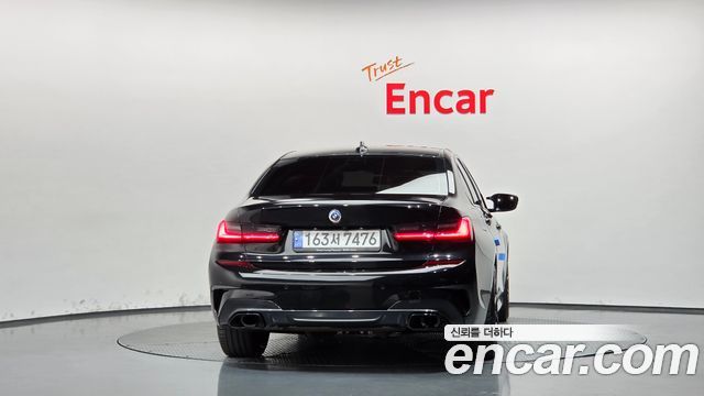BMW 3 серии 2022