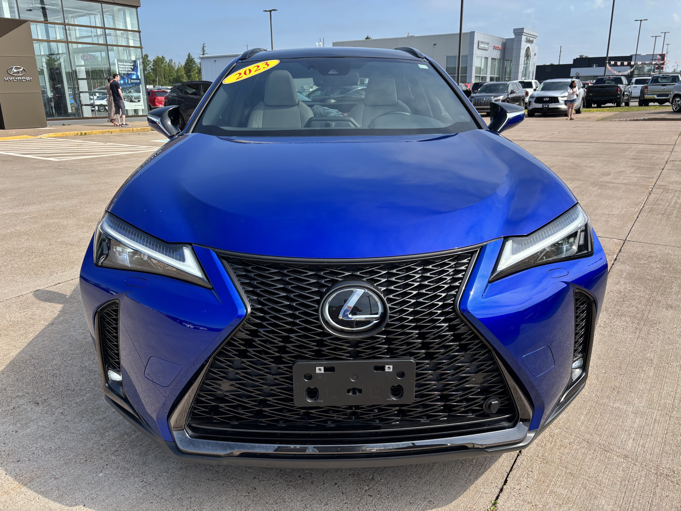 Lexus UX 2023