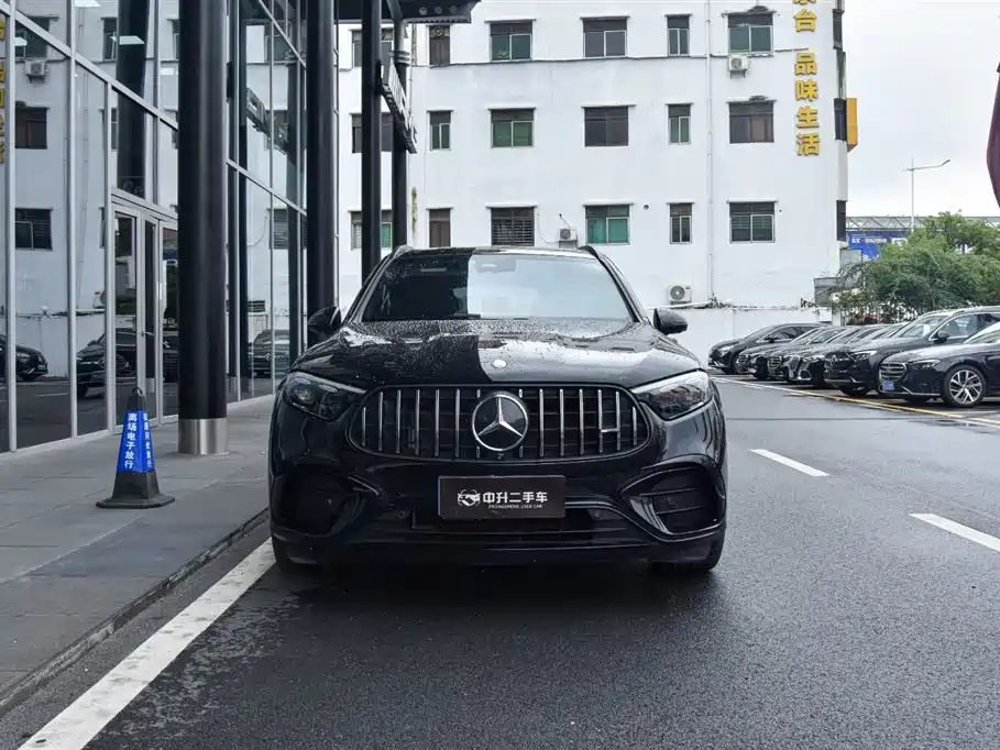 Mercedes-Benz GLC AMG 2025