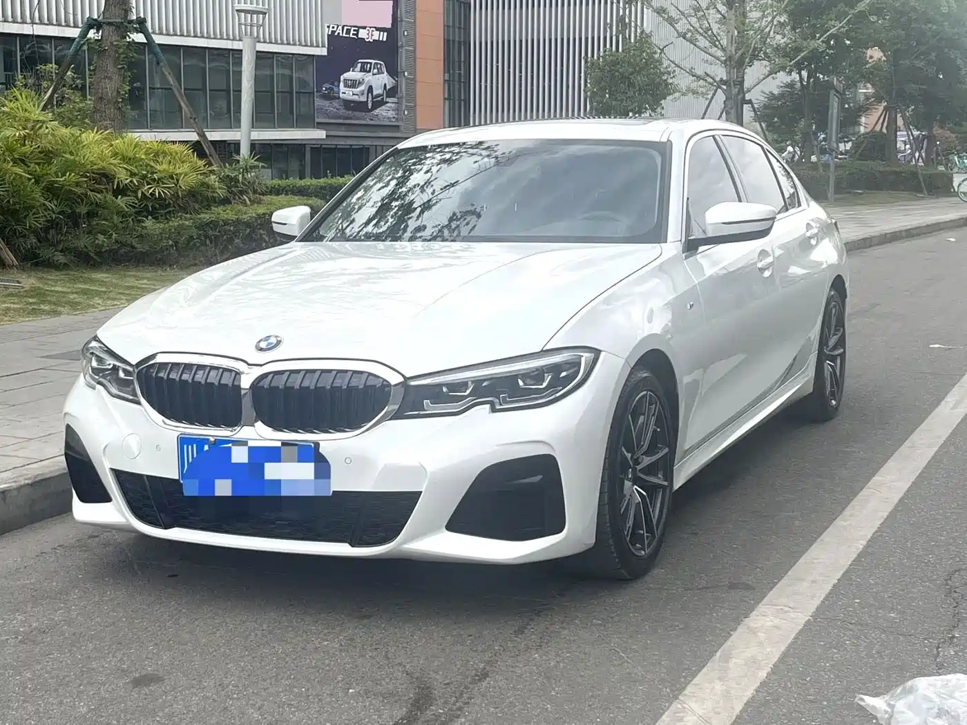 BMW 3 серии 2021