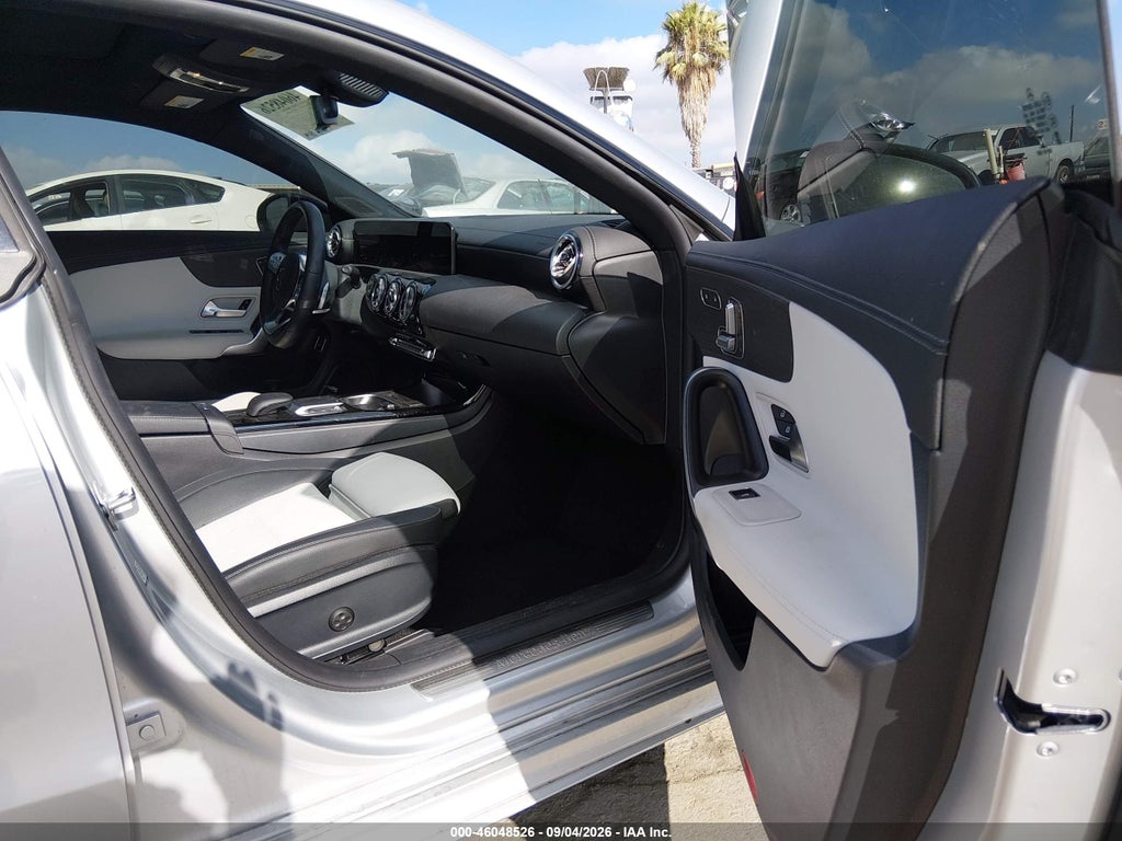 Mercedes-Benz CLA 2022
