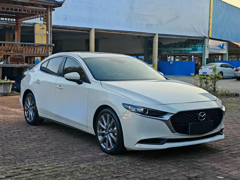 Mazda 3 2024