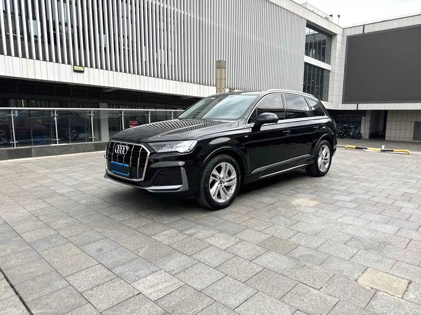 Audi Q7 2024