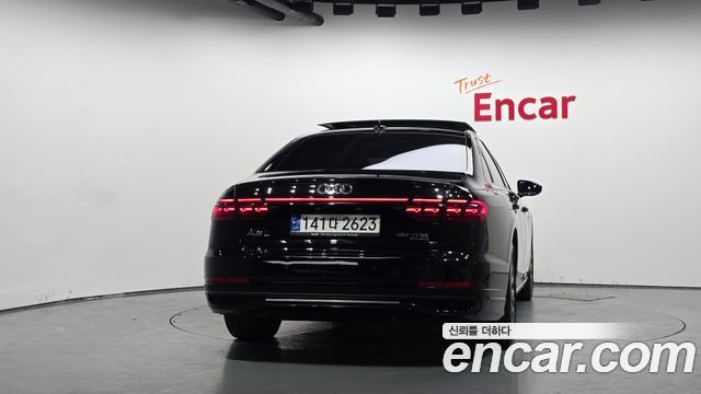Audi A8 2023
