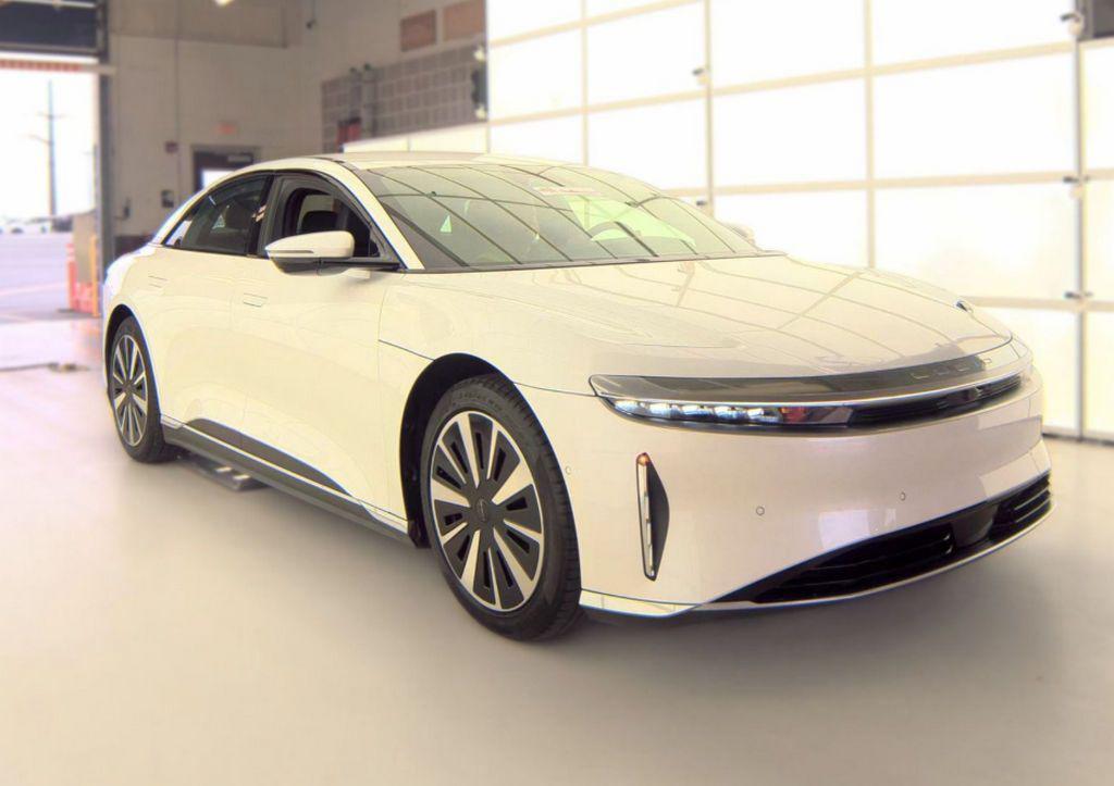 Lucid Air 2024
