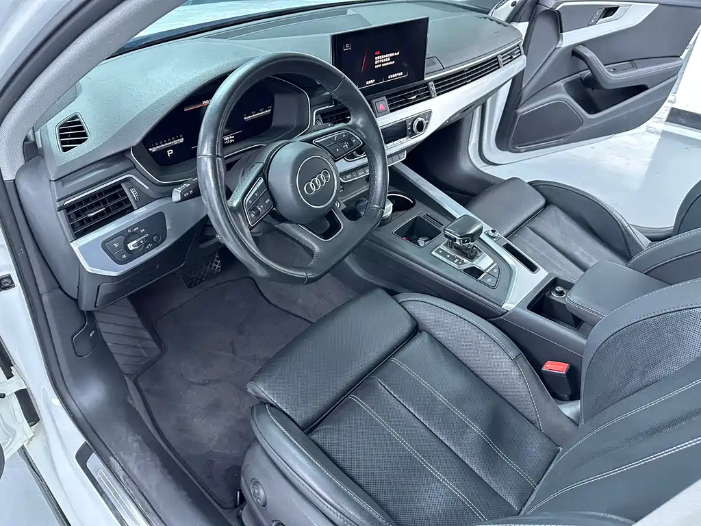 Audi A4 2021