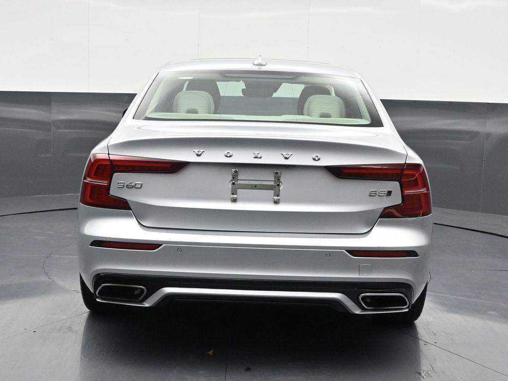 Volvo S60 2022