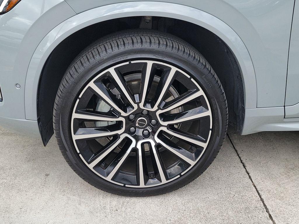 Volvo XC90 2025