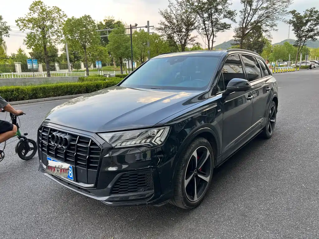 Audi Q7 2022