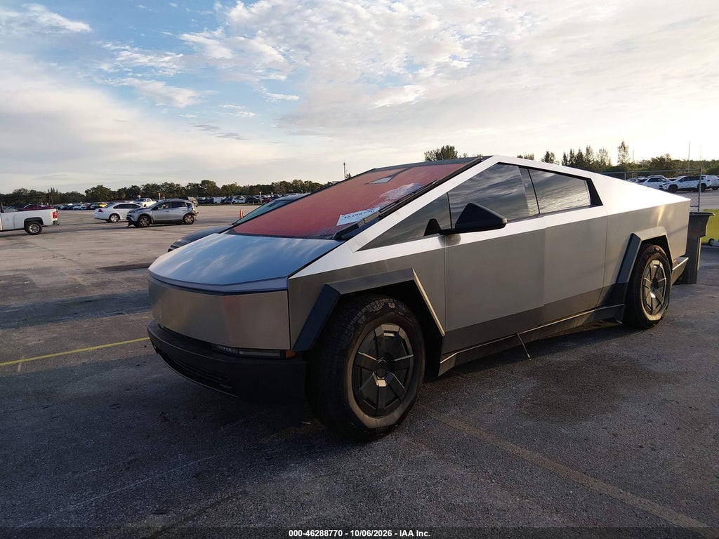 Tesla Cybertruck 2026