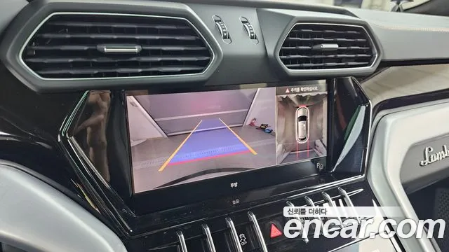 Lamborghini Urus 2022