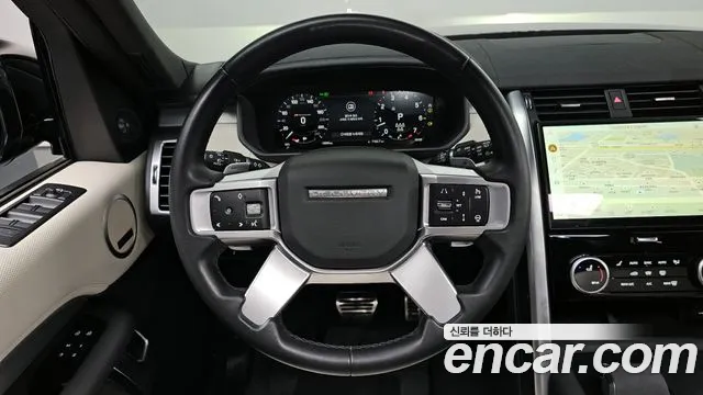 Land Rover Discovery 2022
