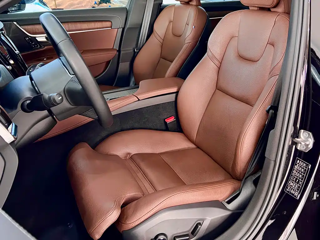 Volvo S90 2022