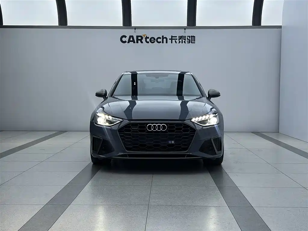 Audi A4 2022