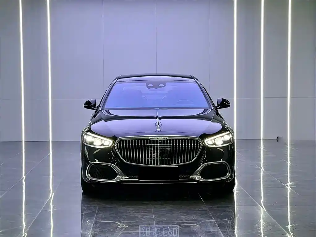 Mercedes-Benz Maybach S-Класс 2022