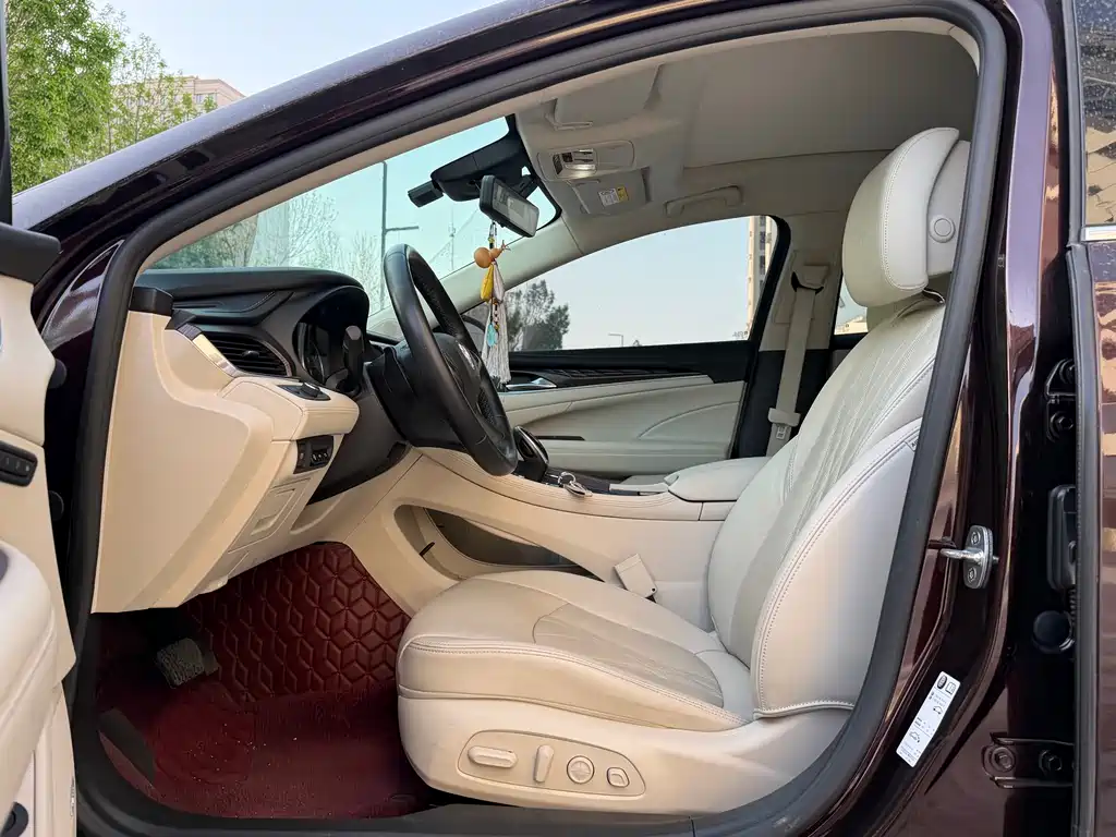 Buick LaCrosse 2021