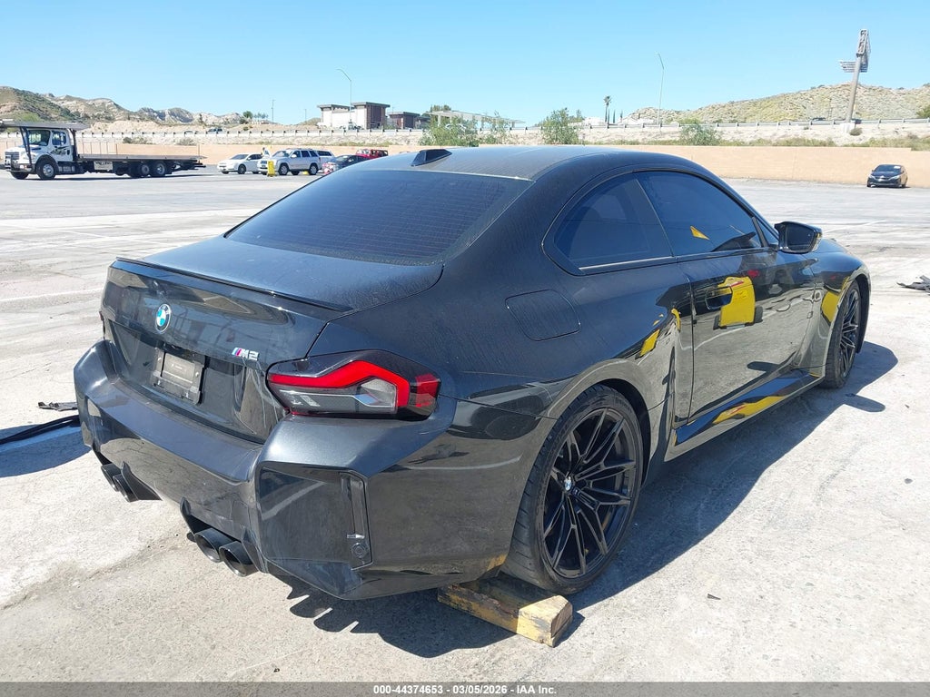 BMW M2 2024