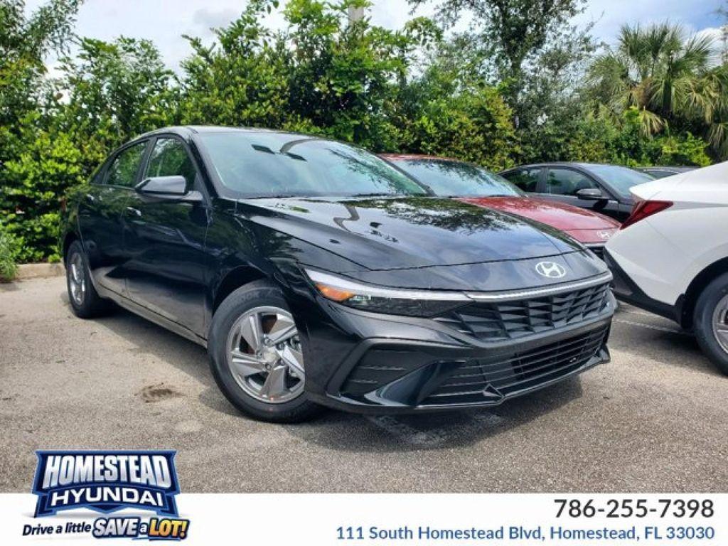 Hyundai Elantra 2025