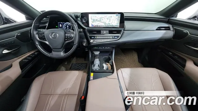 Lexus ES 2024