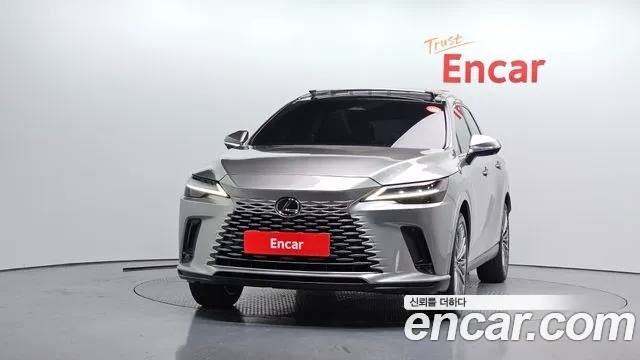 Lexus RX 2023