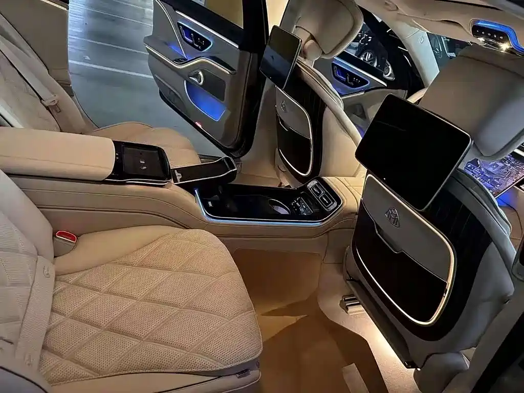 Mercedes-Benz Maybach S-Класс 2023