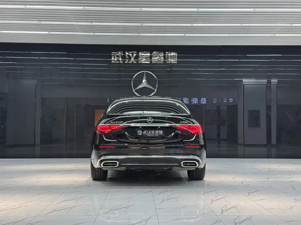 Mercedes-Benz Maybach S-Класс 2023