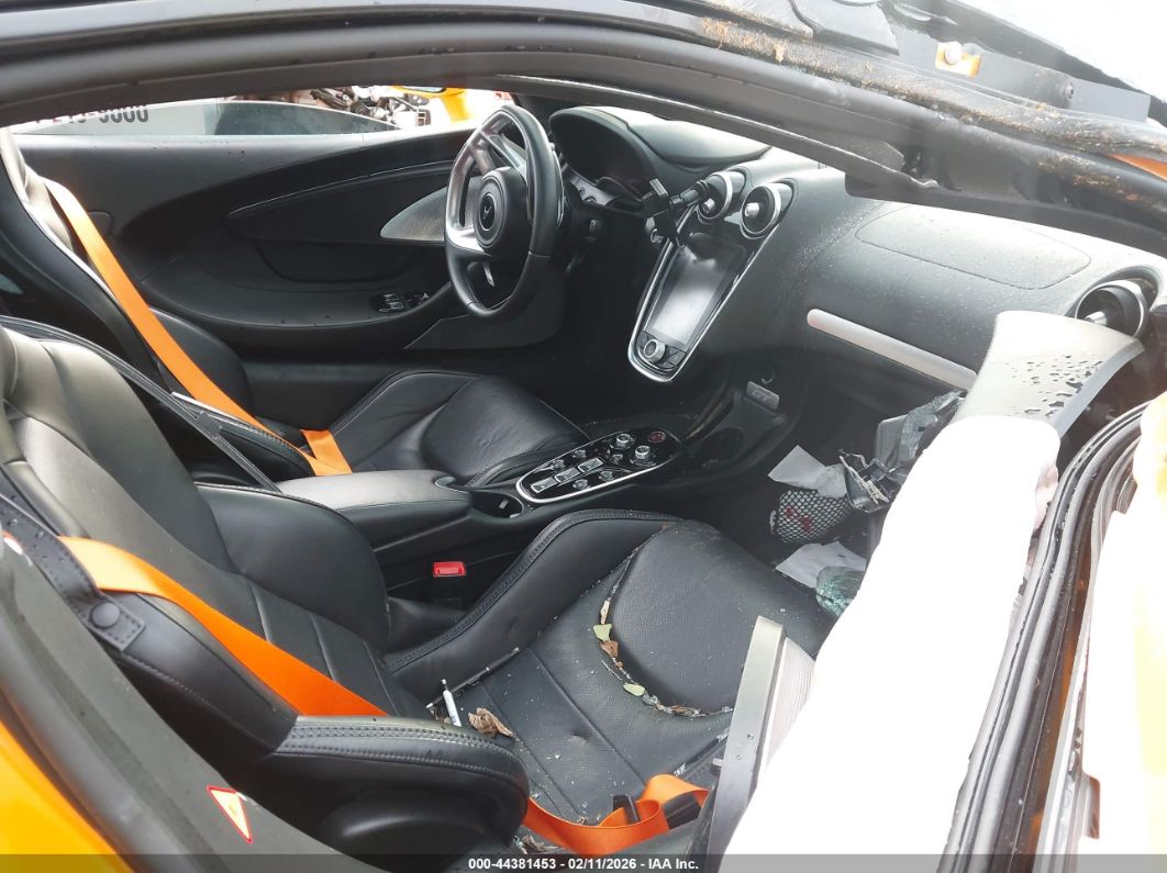 McLaren GT 2023