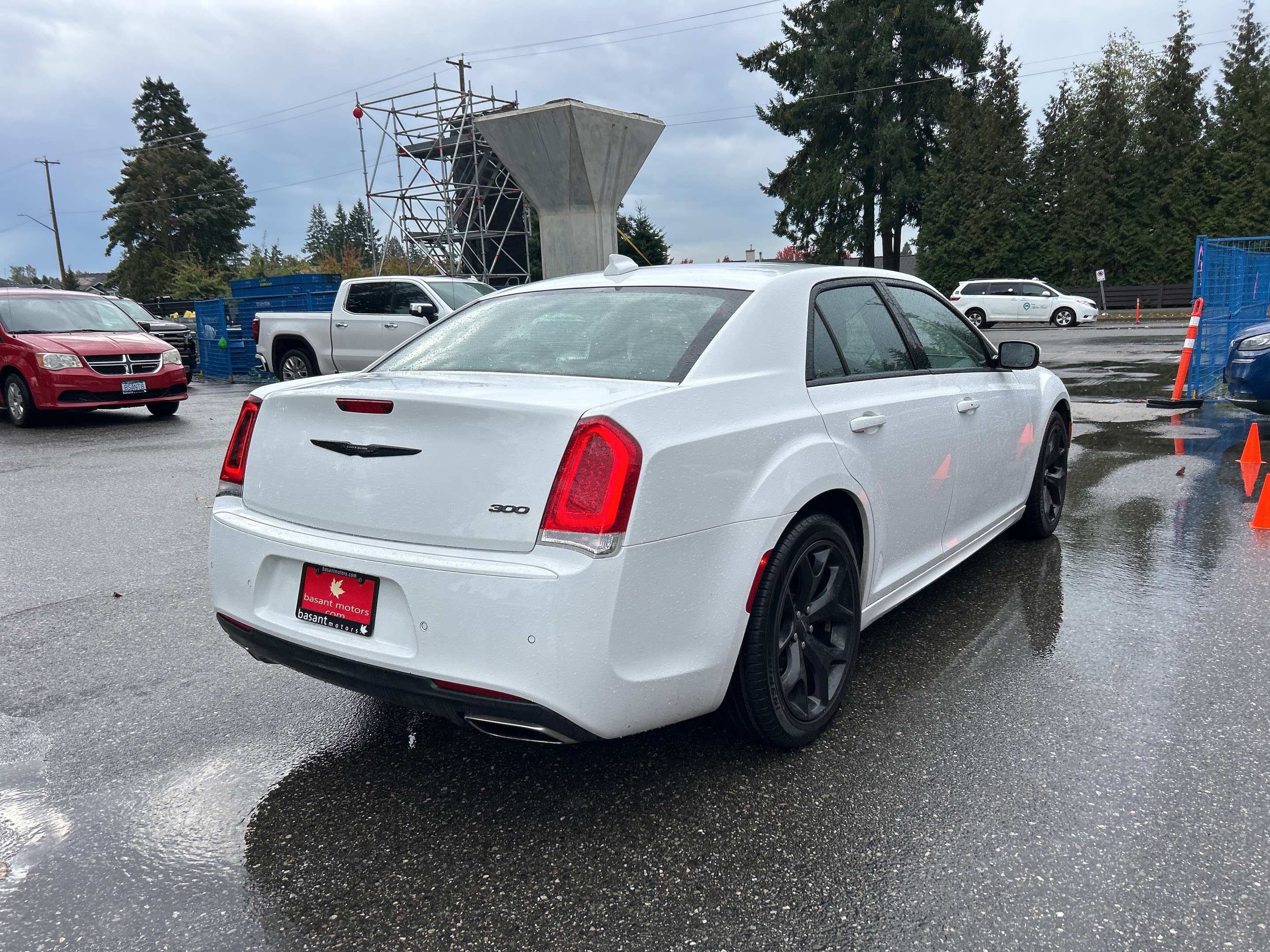 Chrysler 300 2022