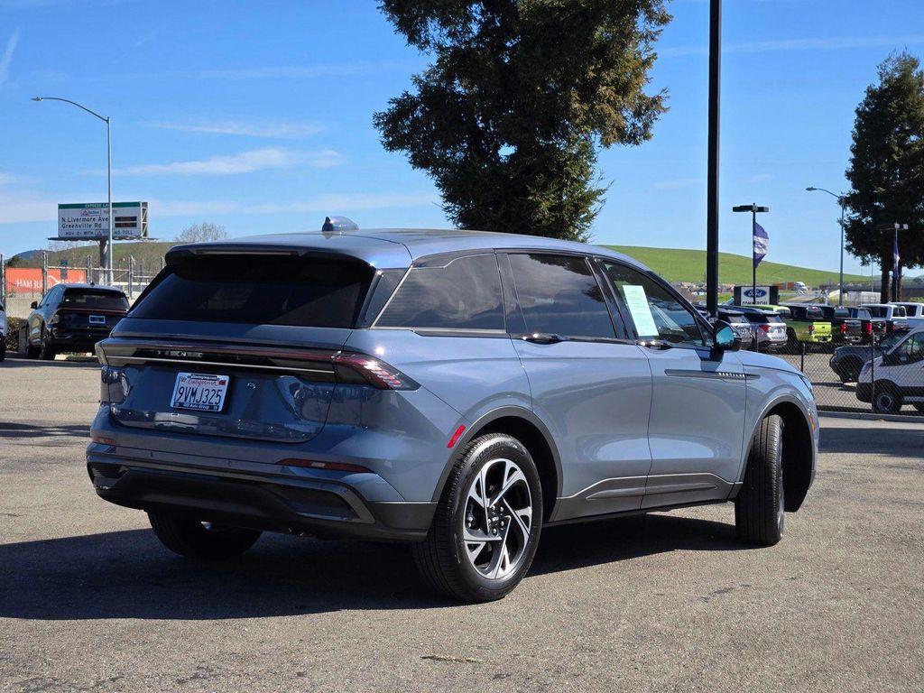 Lincoln Nautilus 2025