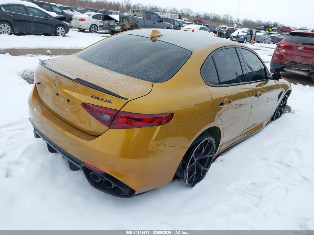 Alfa Romeo Giulia 2022