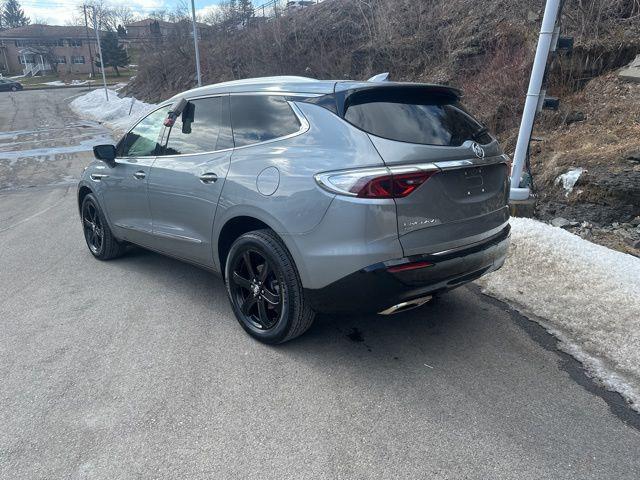 Buick Enclave 2023