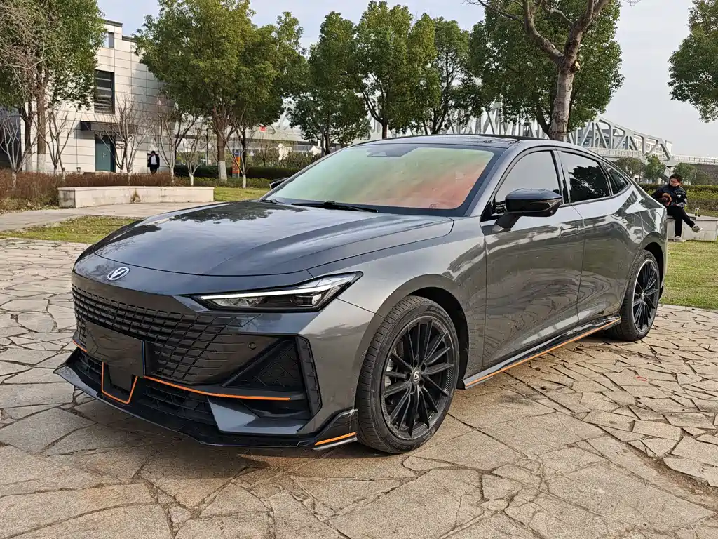 Changan UNI-V 2023