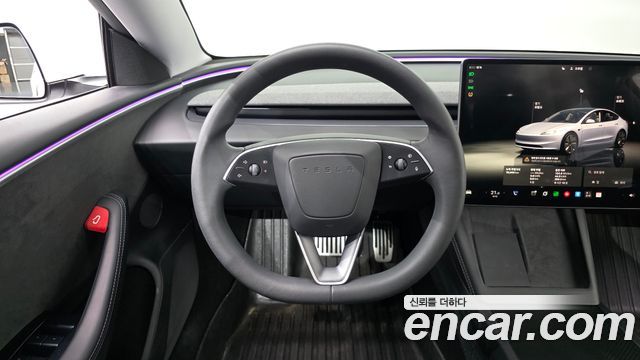 Tesla Model 3 2024