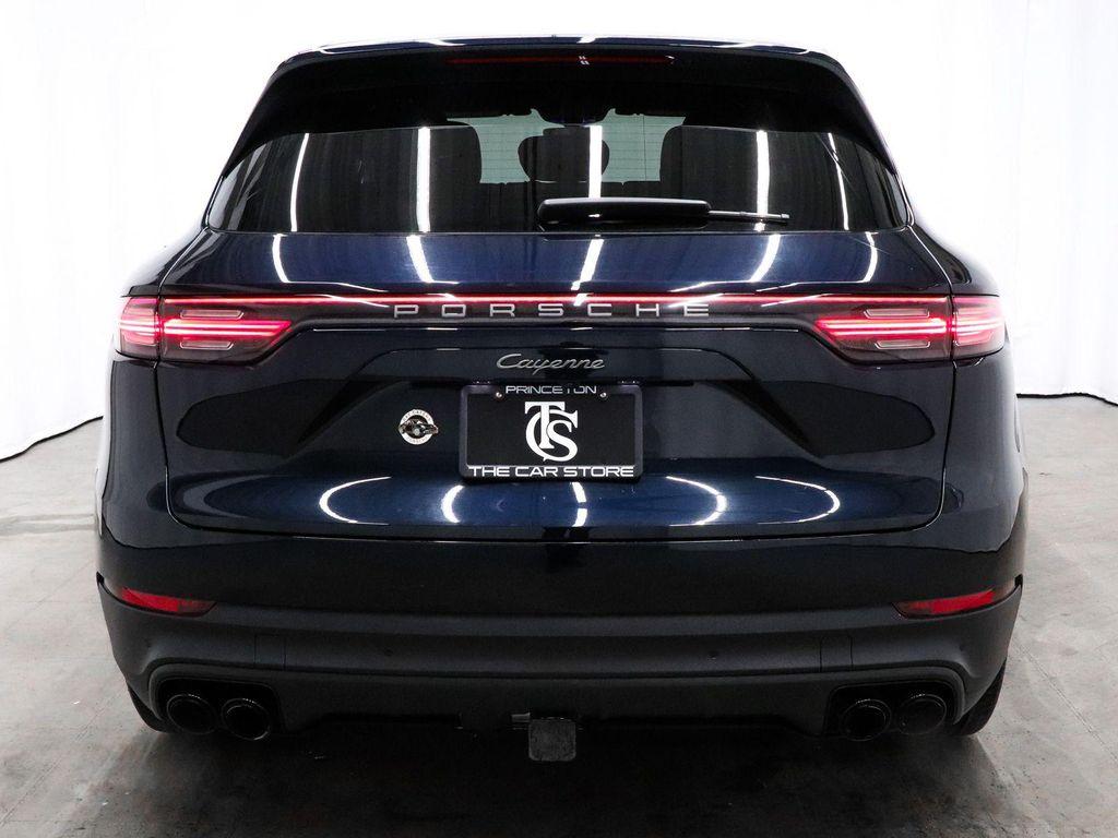 Porsche Cayenne 2023