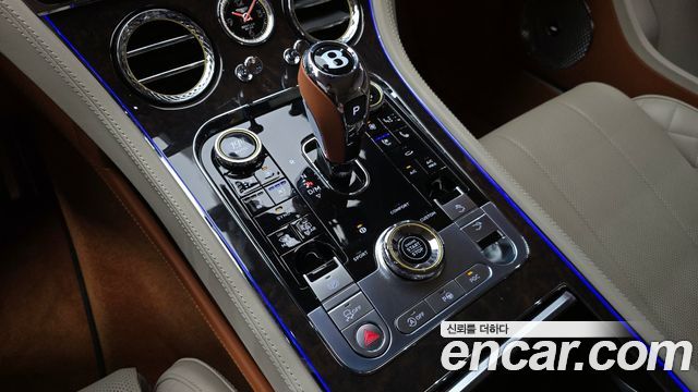 Bentley Continental 2022