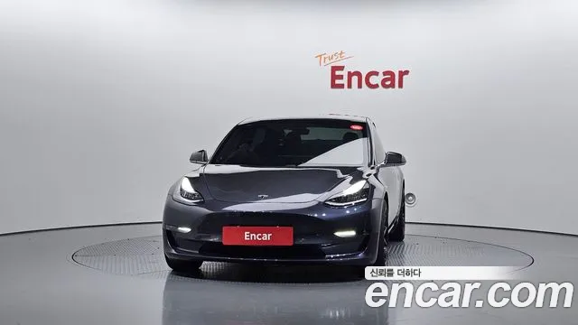 Tesla Model 3 2020