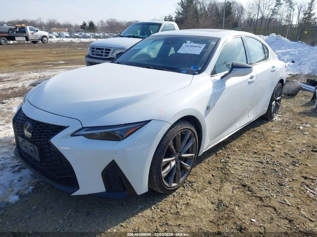 Lexus IS 2021