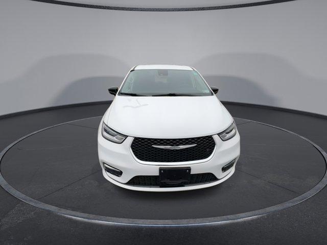 Chrysler Pacifica 2024