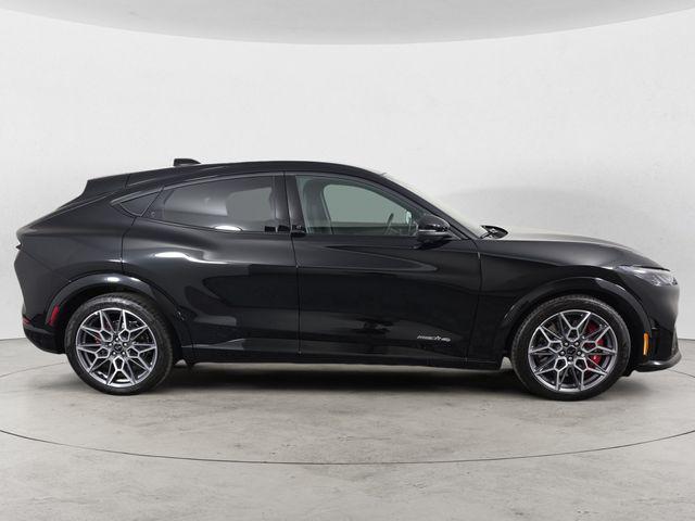 Ford Mustang Mach-E 2025