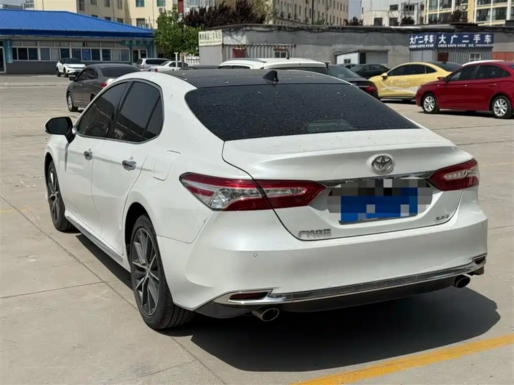 Toyota Camry 2023
