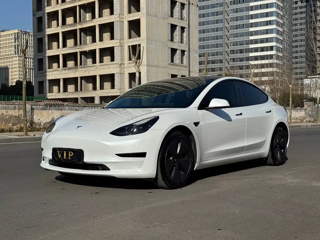 Tesla Model 3 2023