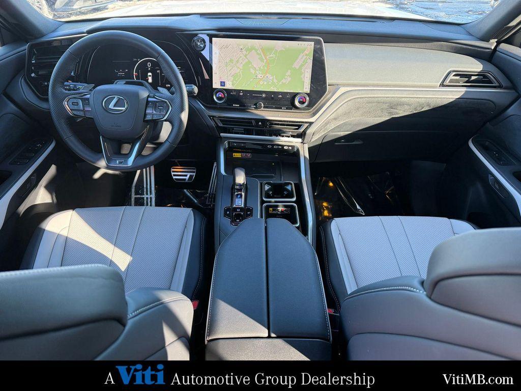 Lexus TX 2026